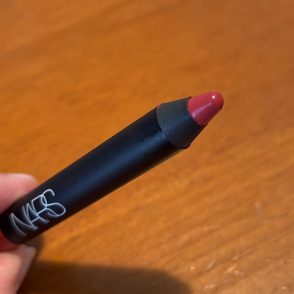 NARS Velvet Matte Lip Pencil Dolce Vita - Picture 10 of 16